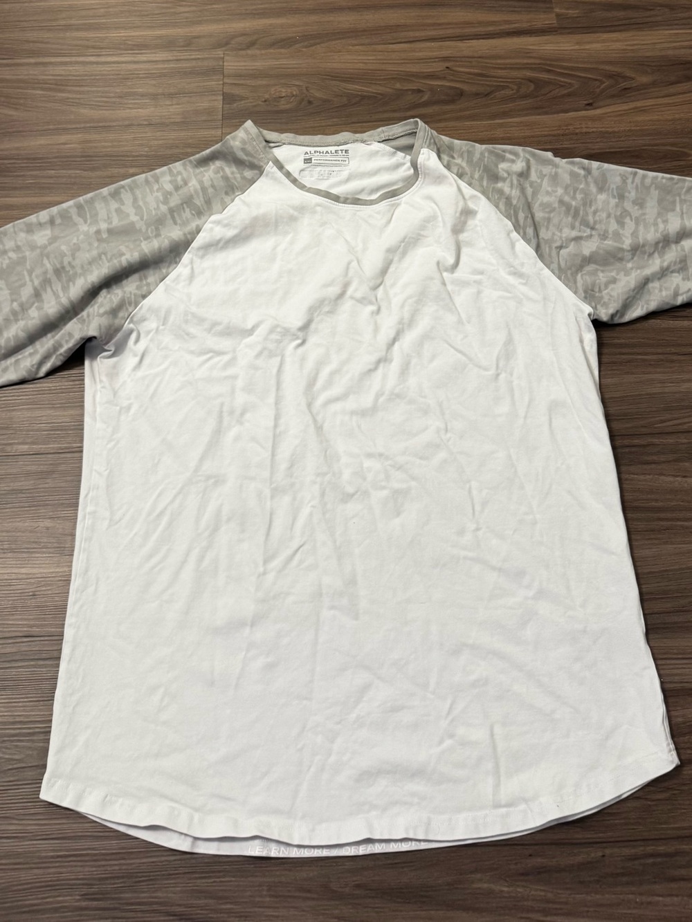 Alphalete Performance Fit 3/4 Sleeve Raglan Tee